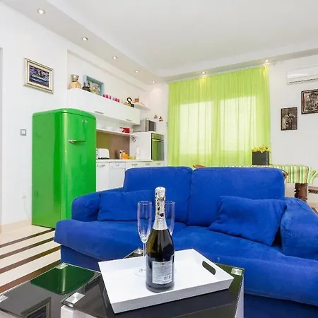 Apartment Lupe *